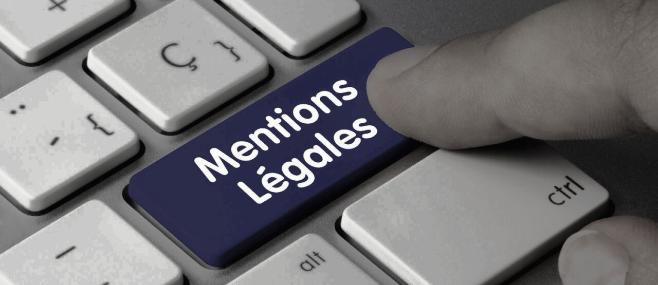 Un bouton "Mentions Légales" sur un clavier informatique moderne, soulignant l'importance des informations légales en ligne.