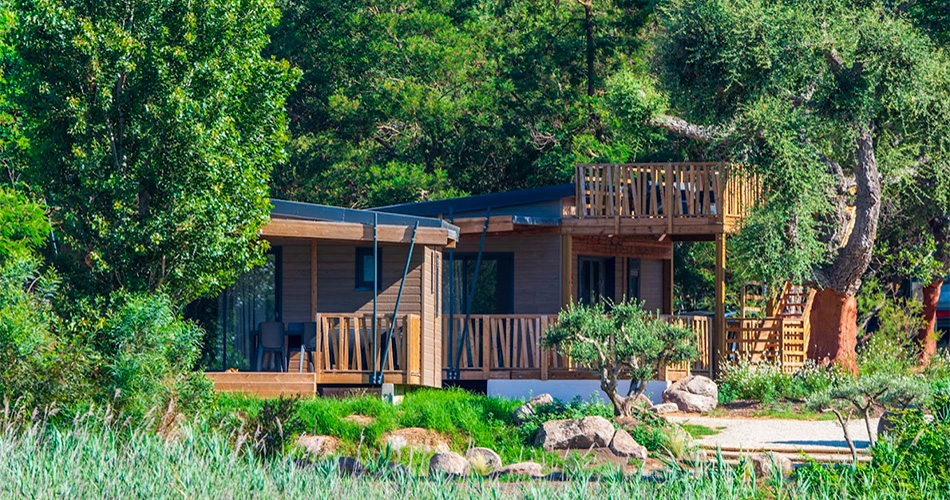 mise-en-avant-camping-u-pinarellu lodge au camping u pinerellu à Zonza proche de Porto-Vecchio en Corse