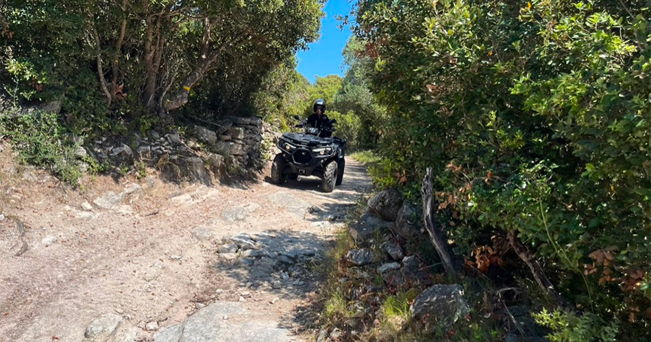 Randonnée en Quad à Bonifacio en Corse du Sud Randonnée en Quad à Bonifacio en Corse du Sud
