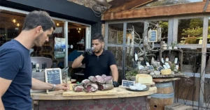 Epicerie avec des produits corses au camping U Pirellu